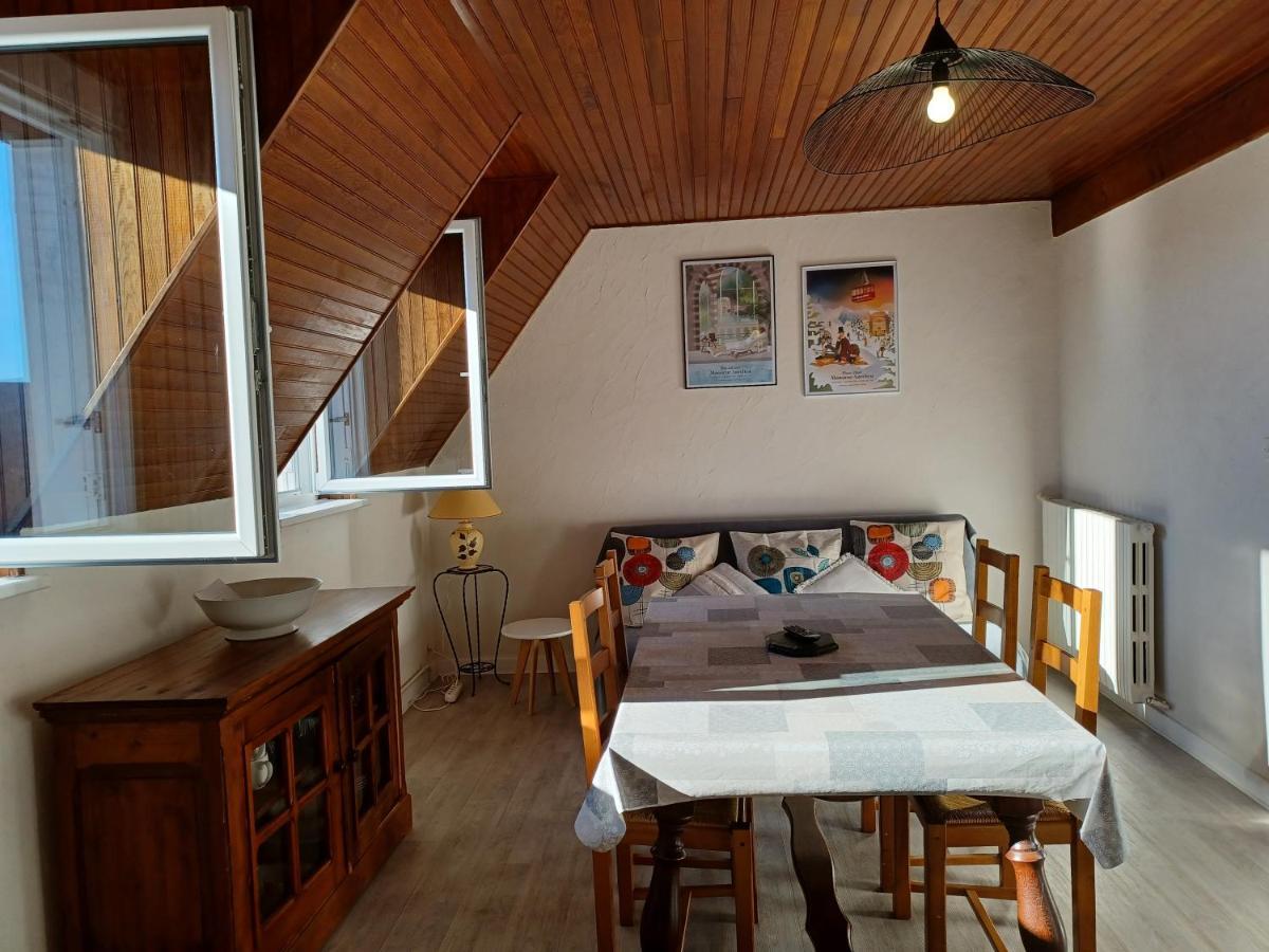 2 Hebergements Differents Un Gite Avec 2 Chambres Et Une Chambre Avec Kitchenette Ferienhaus *